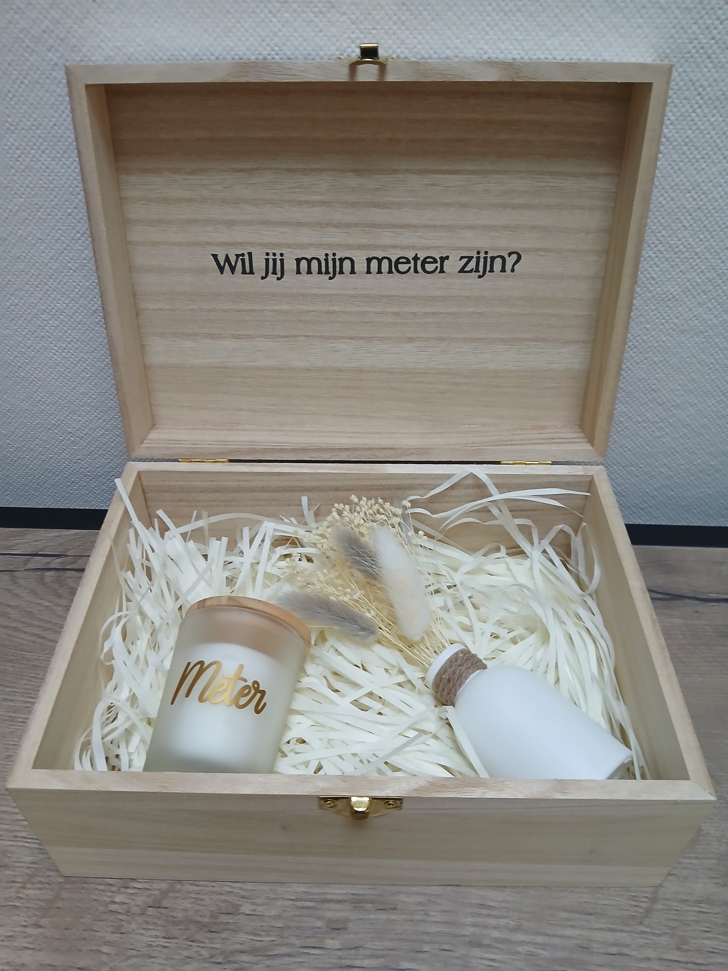 Giftbox 1