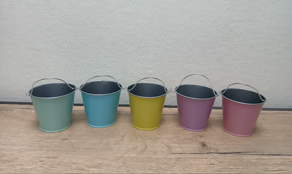 Mini metalen emmer (met naam)